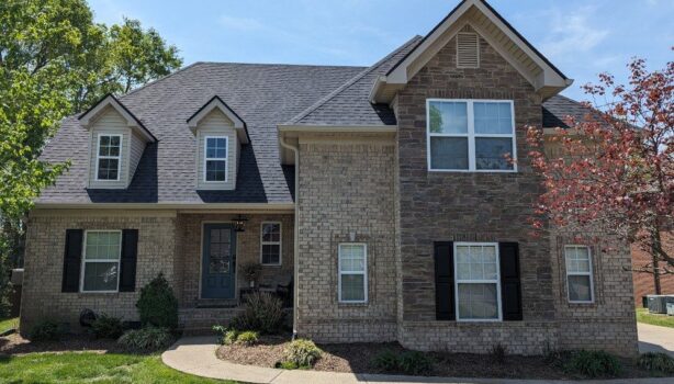 "roof replacement Hendersonville TN"