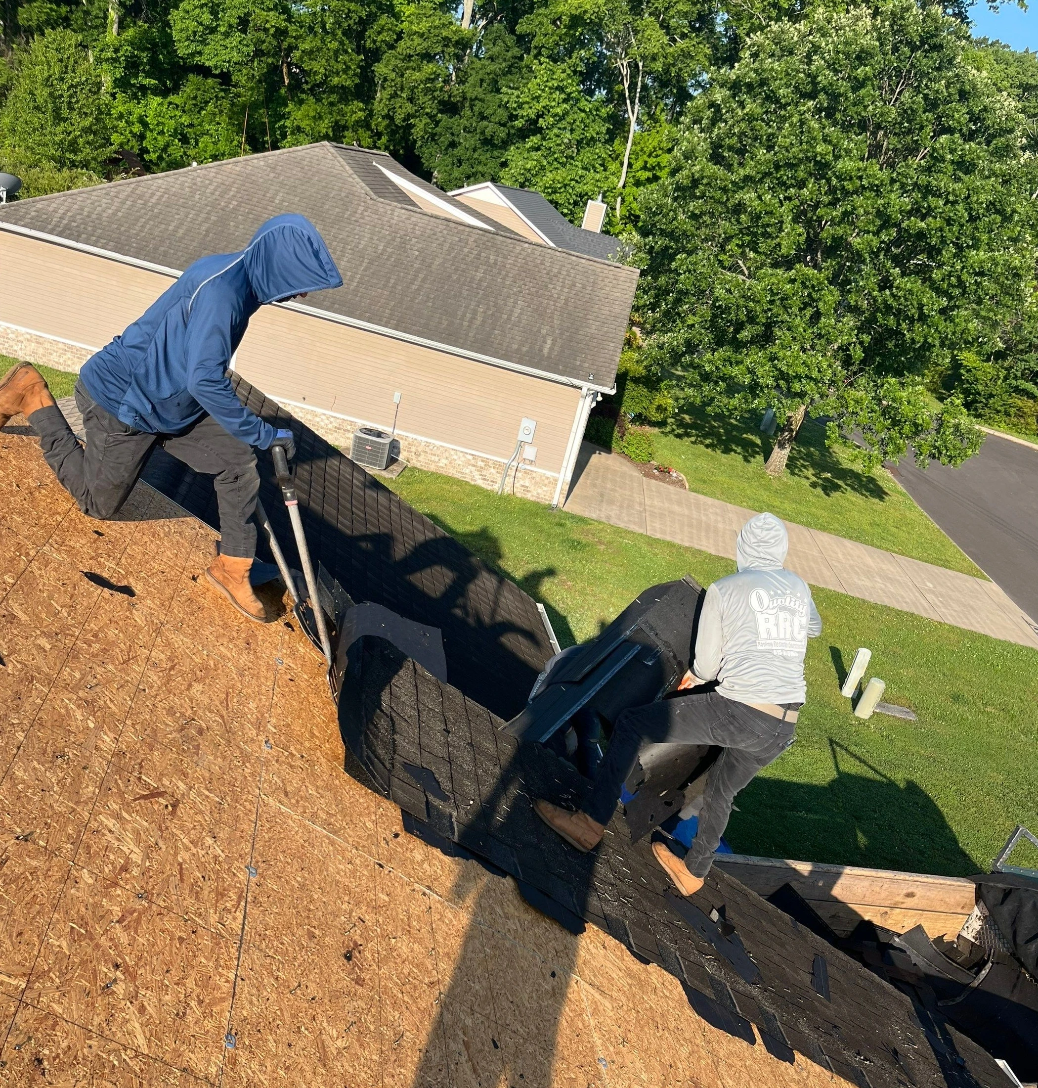 Roofing contractors Franklin TN from Quality RRC